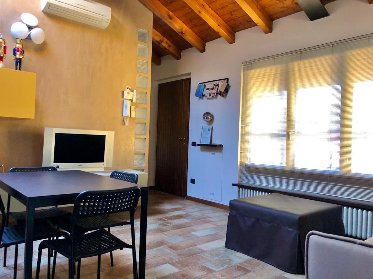Bergamo Easy Airport Sleep&Fly Parking Apartment Luaran gambar